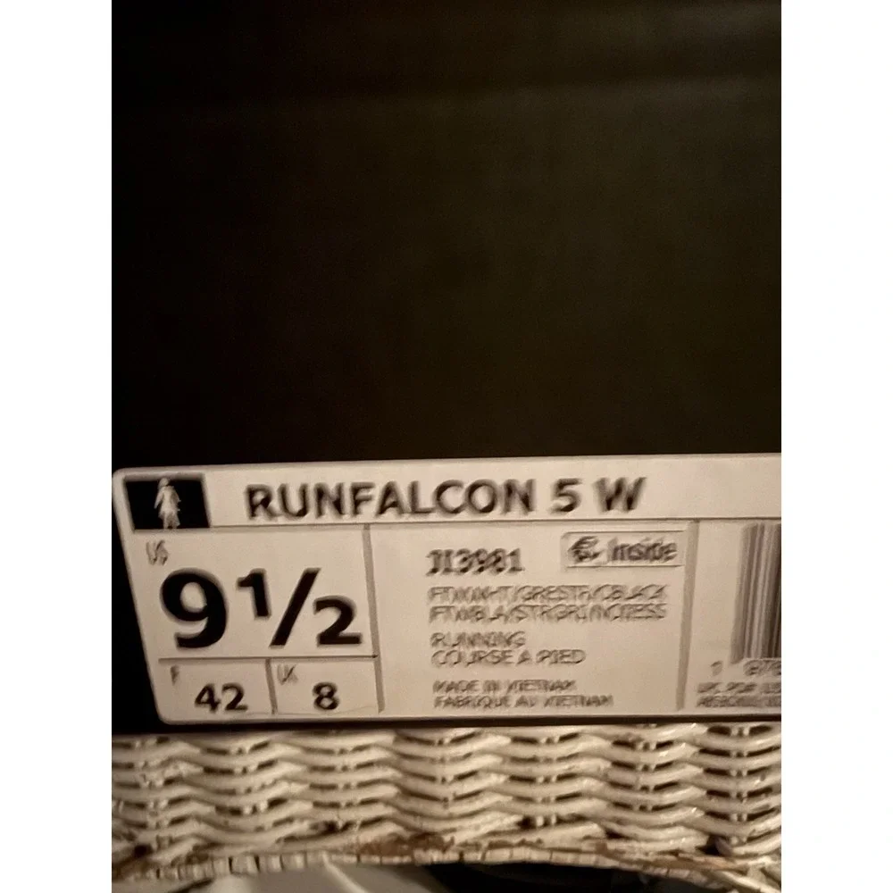 ADIDAS‎ RUNFALCON 5 W Women White Pink Grey Running  Shoe Low Top NEW IN BOX